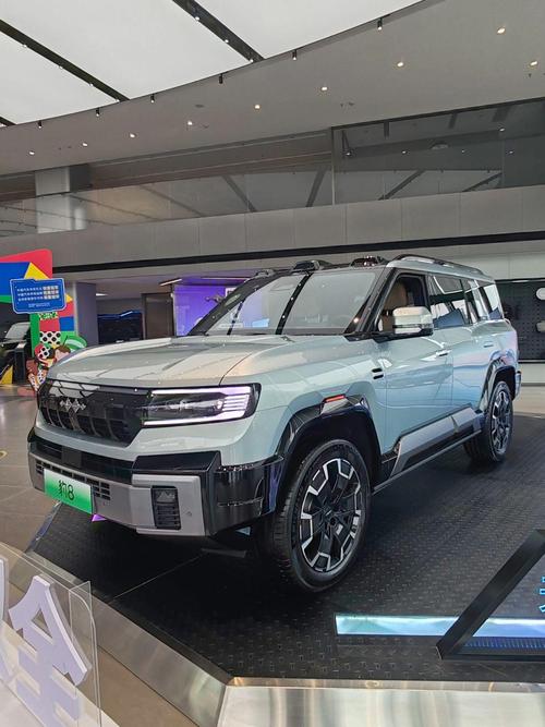 佛山19比亚迪方程豹硬派越野的爆款，英菲尼迪35周年与你共成长